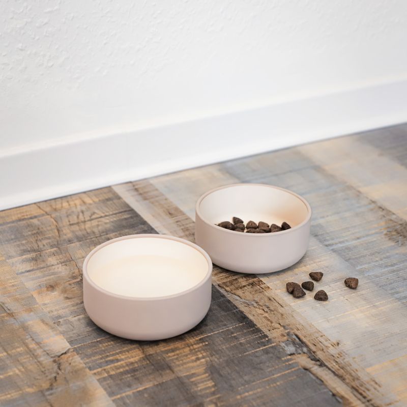 TIAKI Premium Silicone Bowl - Sand 350ml (11cm diameter)