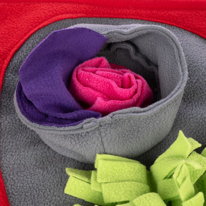 TIAKI Heart Sniffing Mat 50 x 50 cm (L x W)