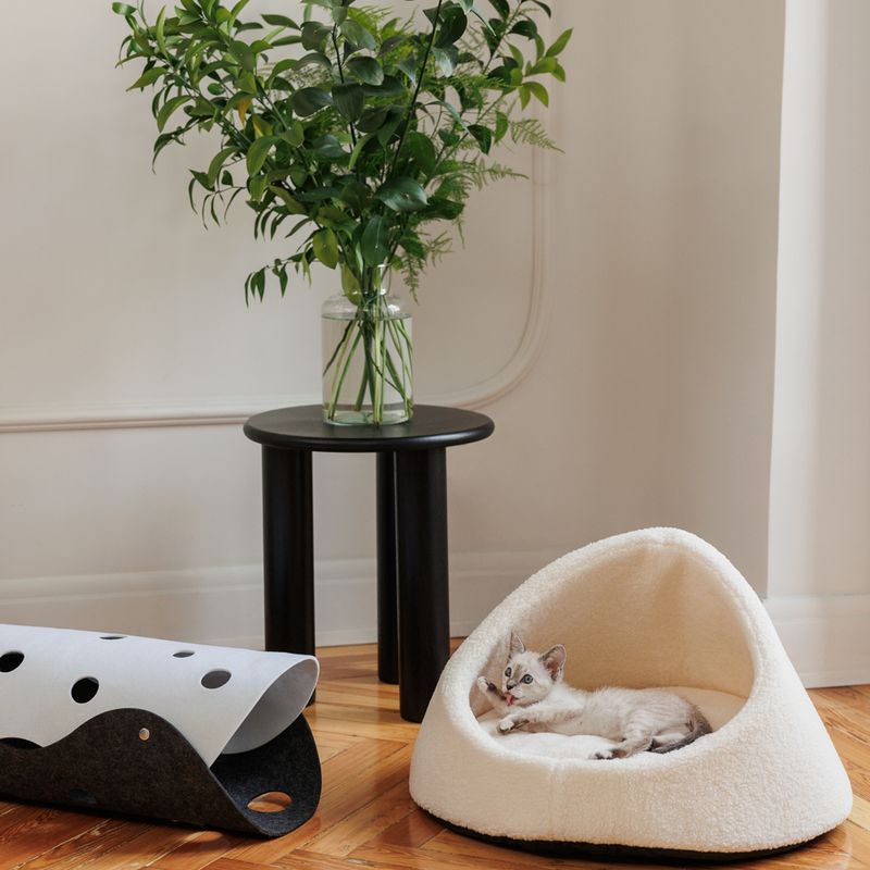 Modern Living Pisa Cat Bed 60 x 34cm (Diameter x Height)