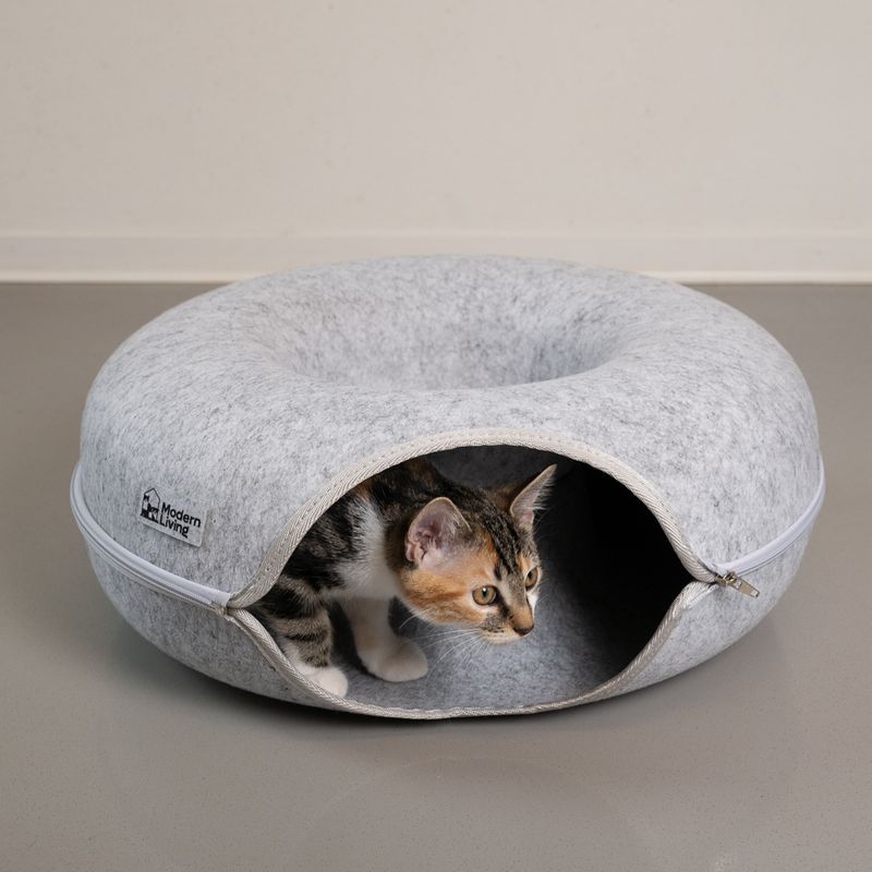 Modern Living Chicago Doughnut Tunnel 51 x 12.5 cm (diameter x H)