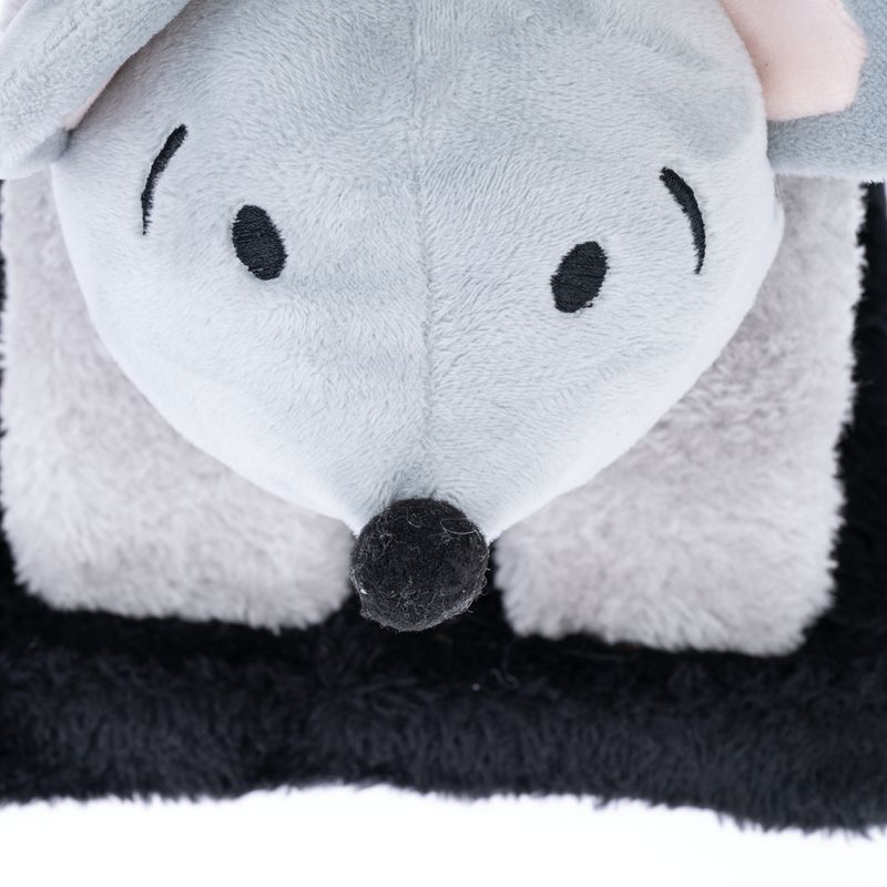 TIAKI mouse scratching post for cats grey / black