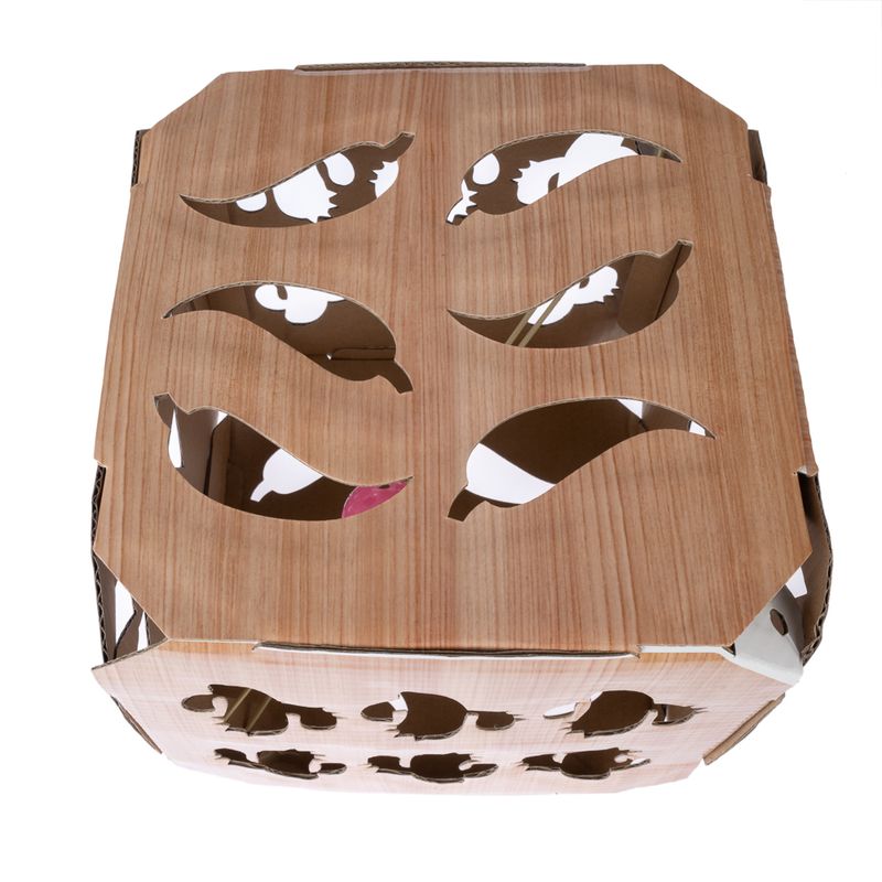 TIAKI Game Box with Ball 26 x 26 x 26 cm (L x W x H)