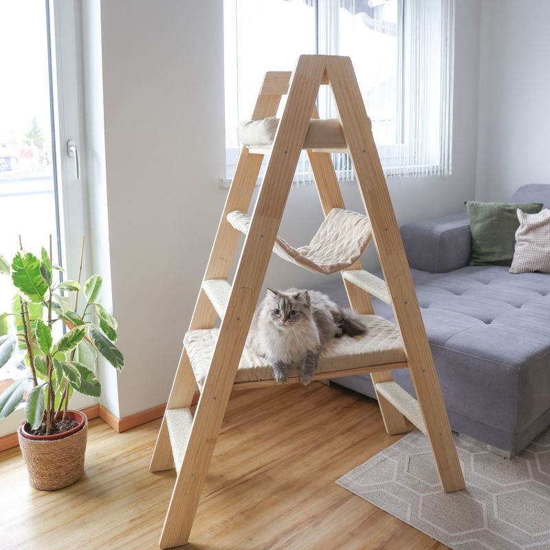Kerbl Pet Ladder Scratching Post Beige