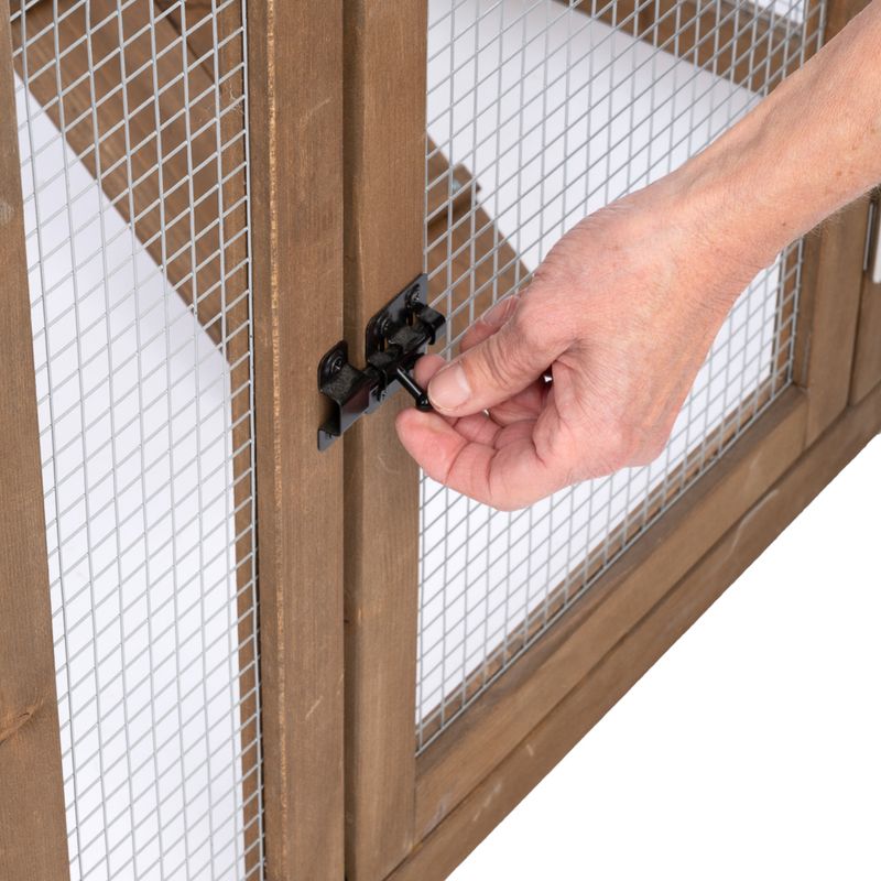 TIAKI Rabbit Hutch Attached Enclosure: 116 x 78 x 89.8 cm (L x W x H)