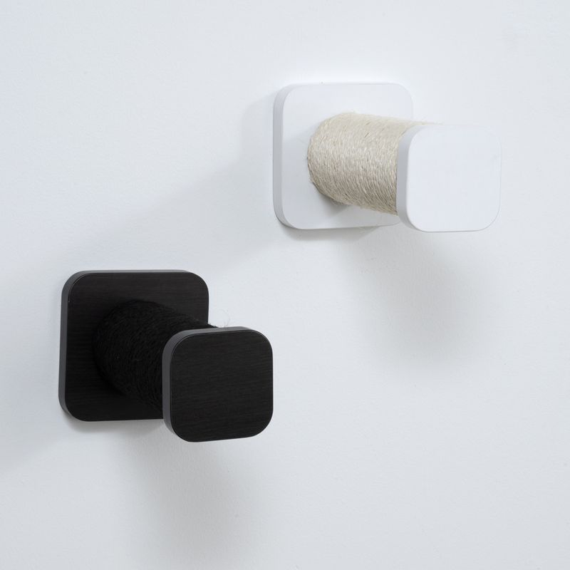 Modern Living San Francisco Sisal Scratching Step Black