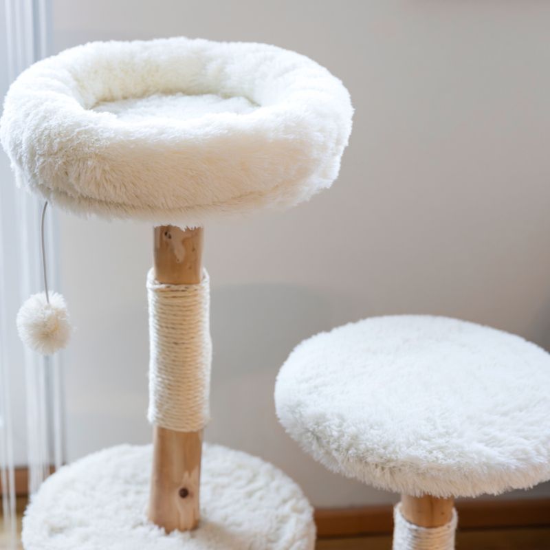 Kerbl Pet Scratching Post Lucia White