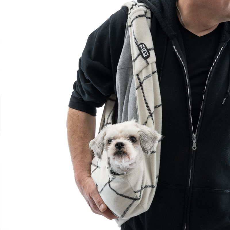 TIAKI City Style Shoulder Carrier 76 x 12 x 38cm (L x W x H)