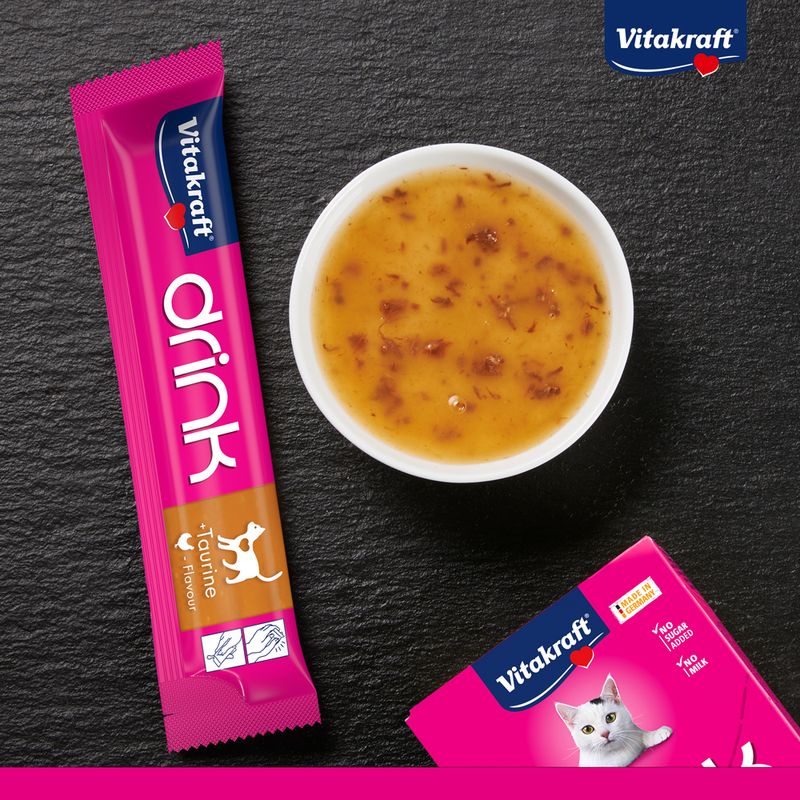 Vitakraft Cat Drink with Chicken & Taurine 5 x 30g