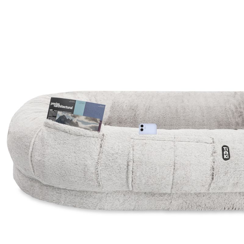TIAKI XL comfort dog bed 173 x 90 x 30 cm (L x W x H)
