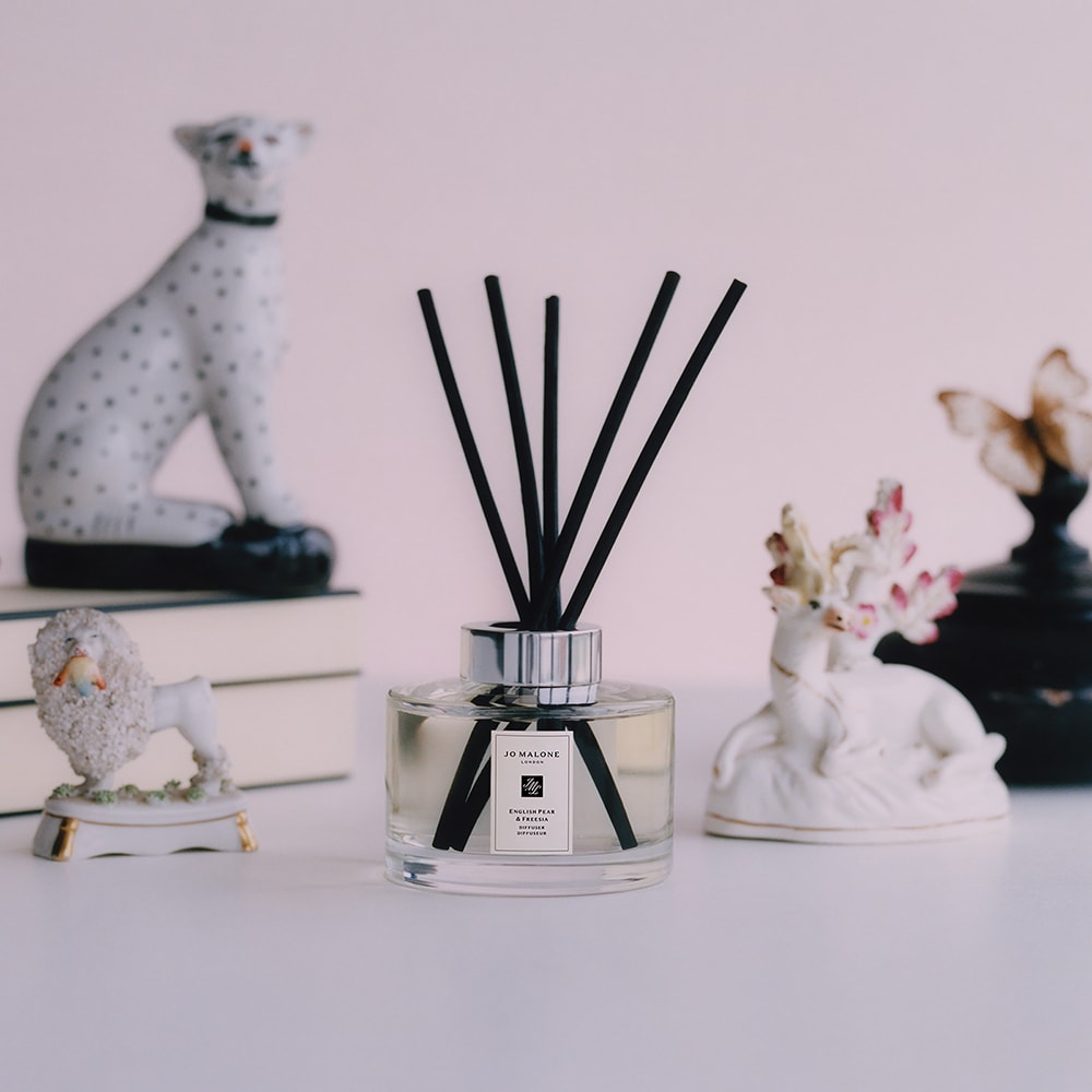 English Pear & Freesia Diffuser