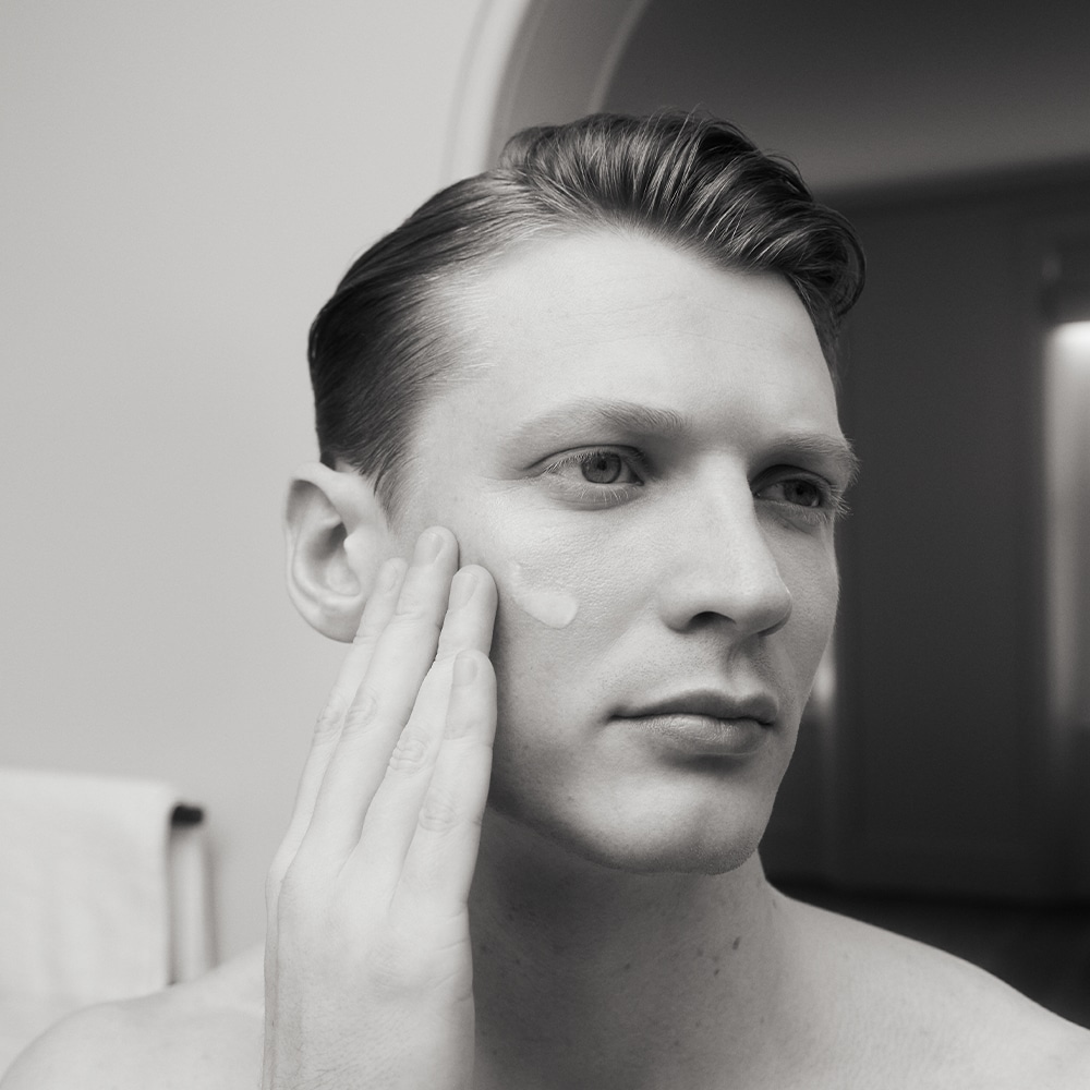 Black Cedarwood & Juniper Aftershave Moisturiser