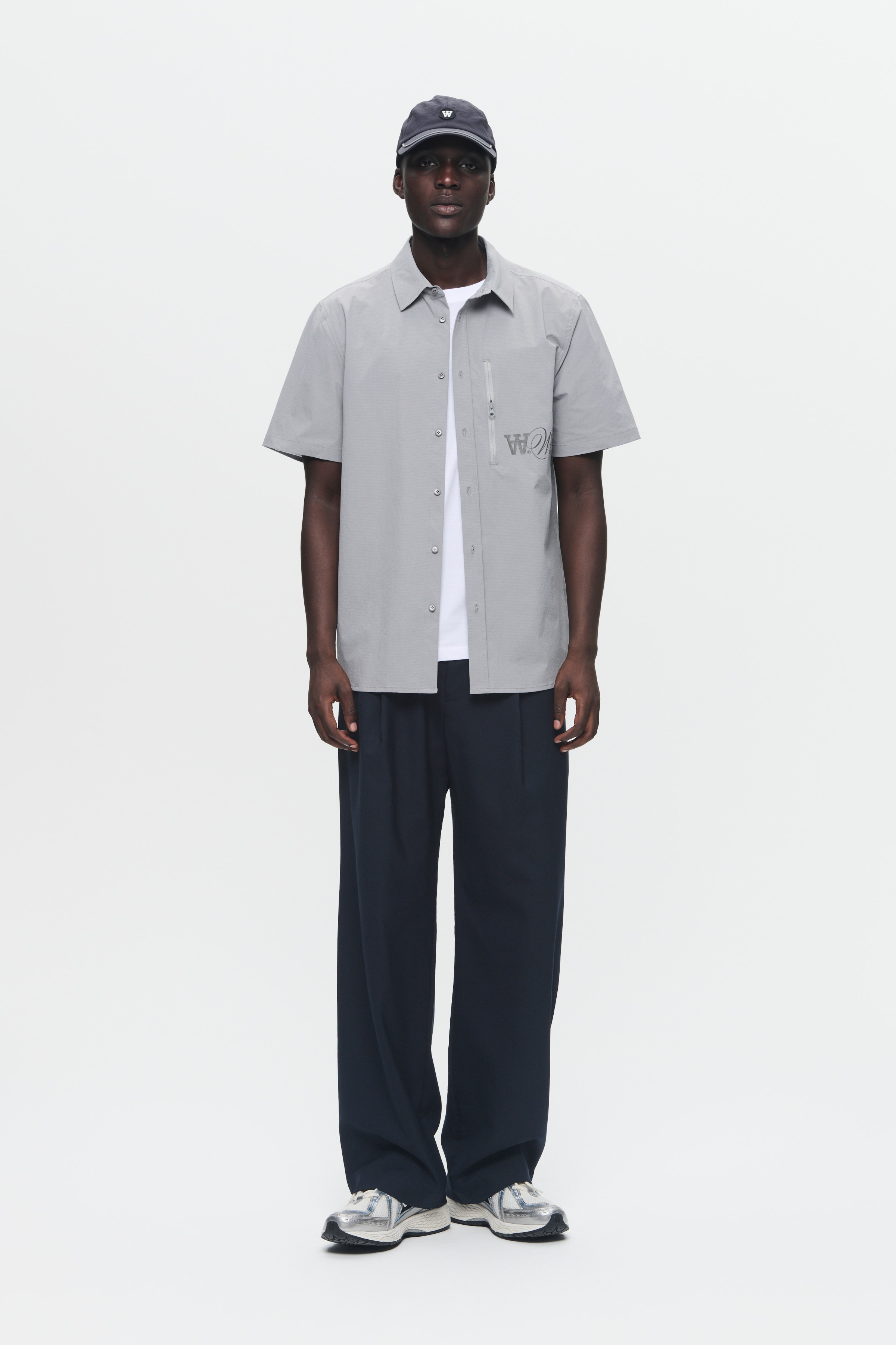 DOUBLE A BY W.W. MEN WWEra Tech Shirt