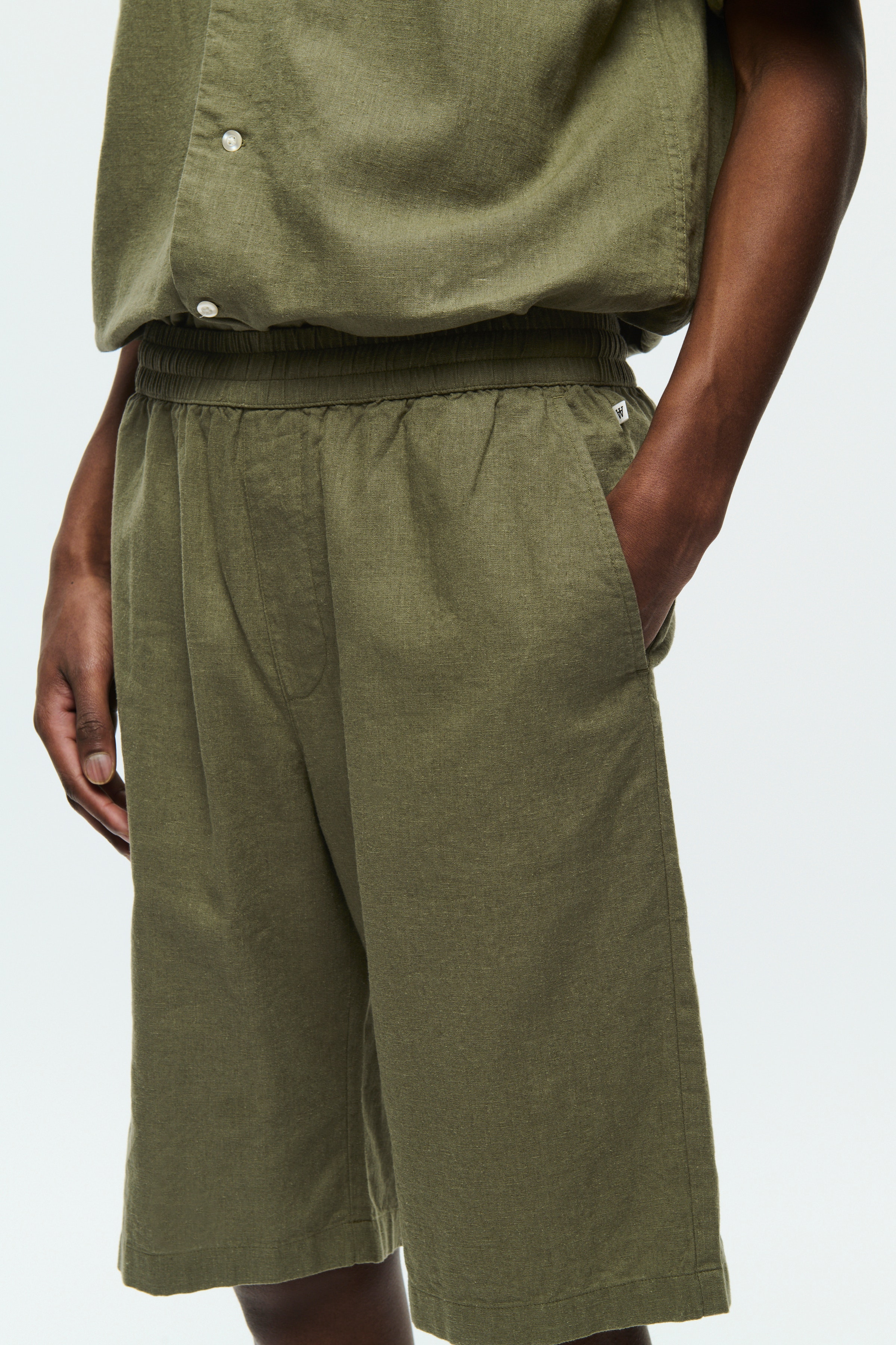 DOUBLE A BY W.W. MEN WWenoch Linen Shorts