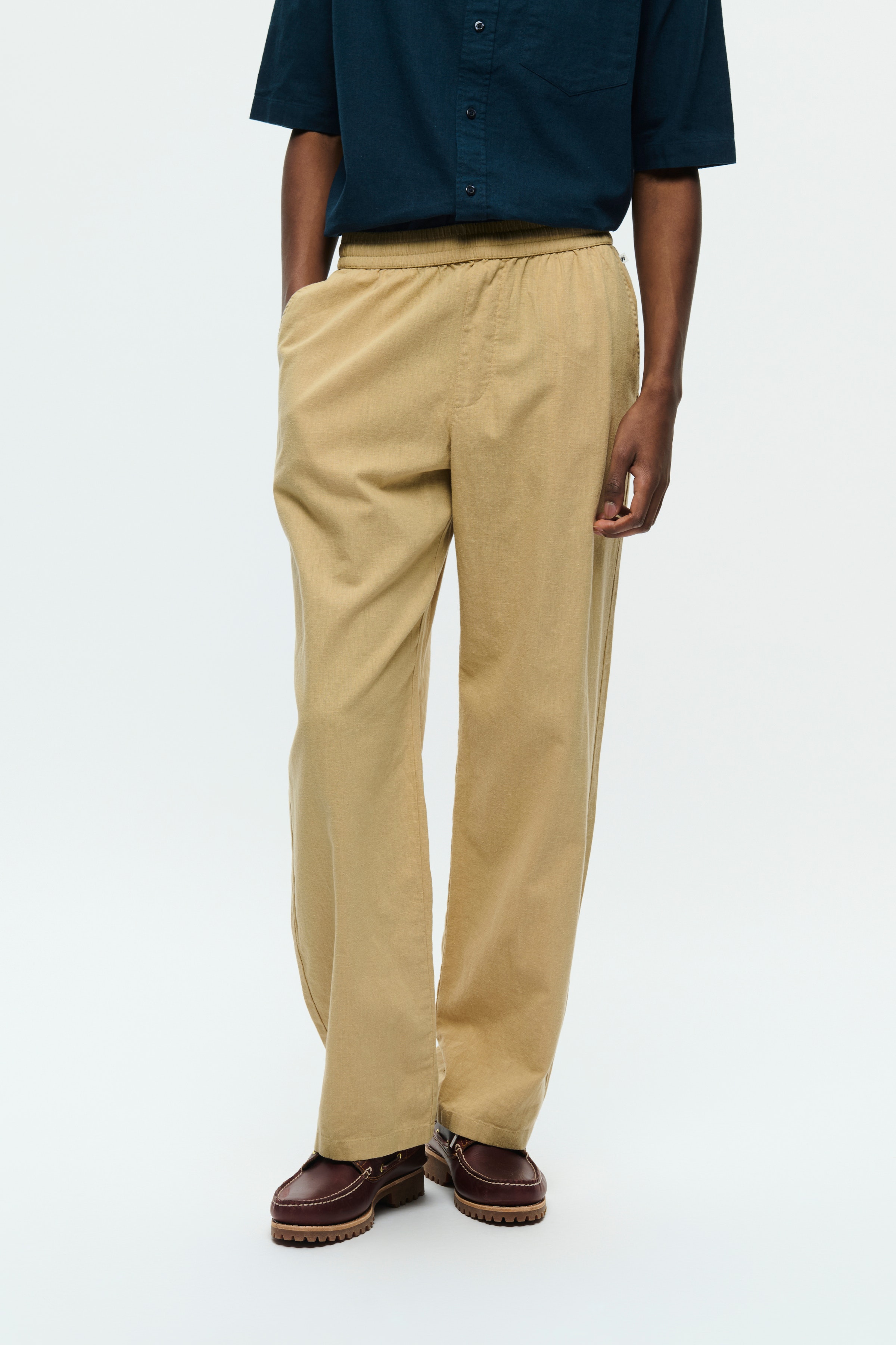 DOUBLE A BY W.W. MEN WWenoch Linen Trousers