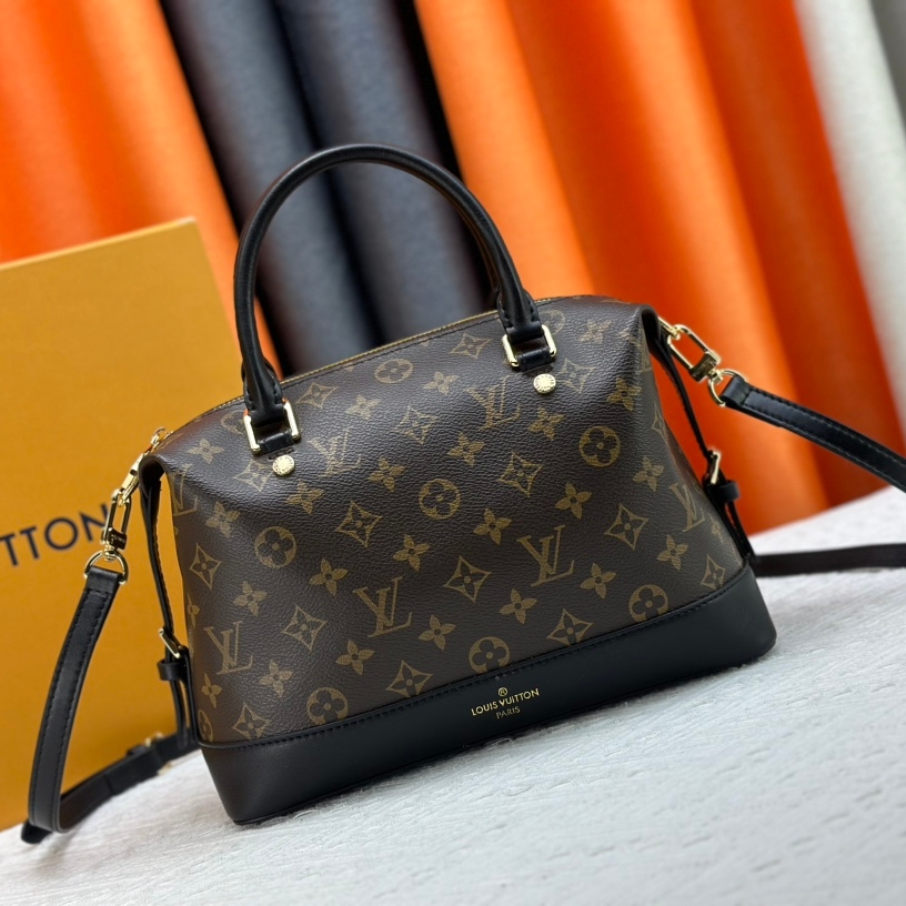 Louis Vuitton Monogram with Leather Trim Tote shoulder bag M68169