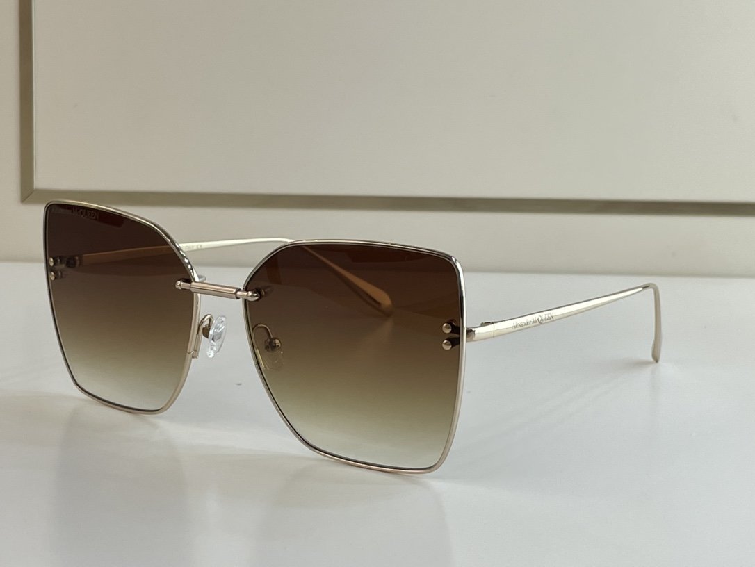 Alexander McQueen Sunglasses