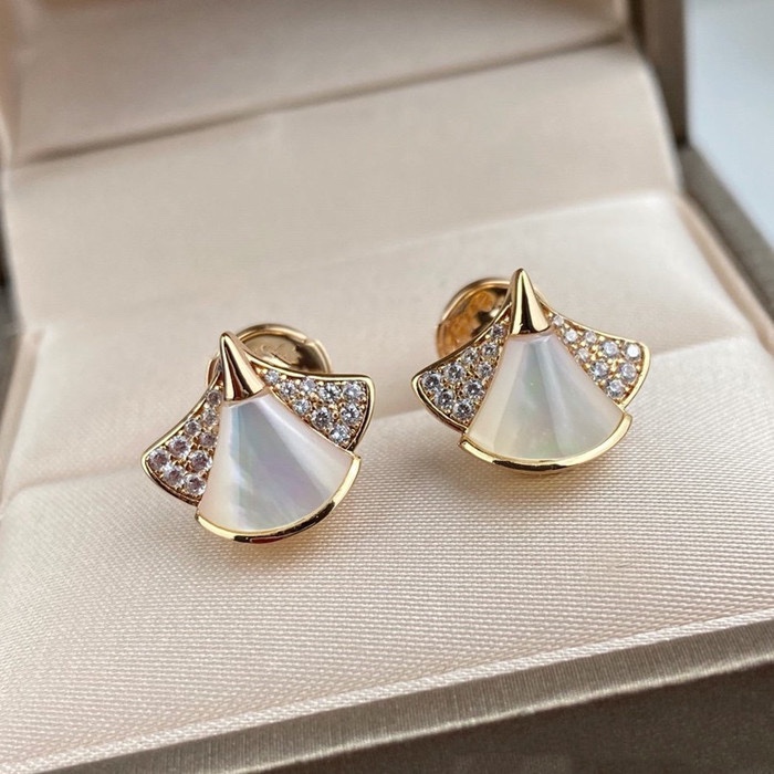 Bvlgari DIVAS' DREAM EARRINGS