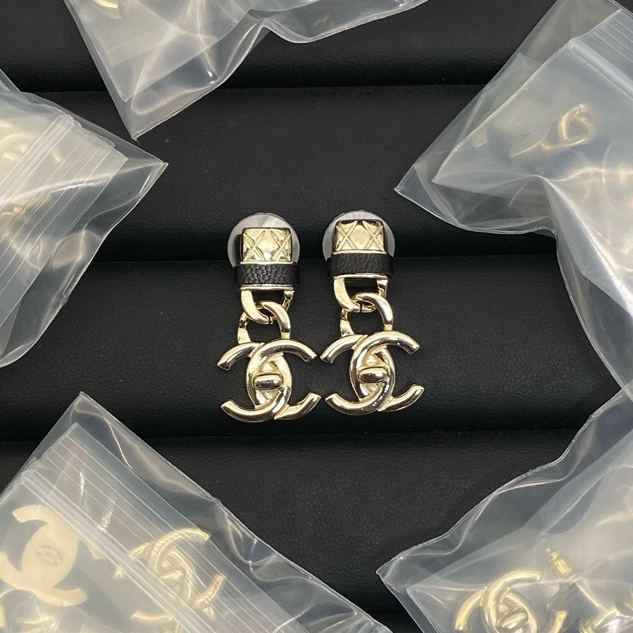 Chanel Earring 049