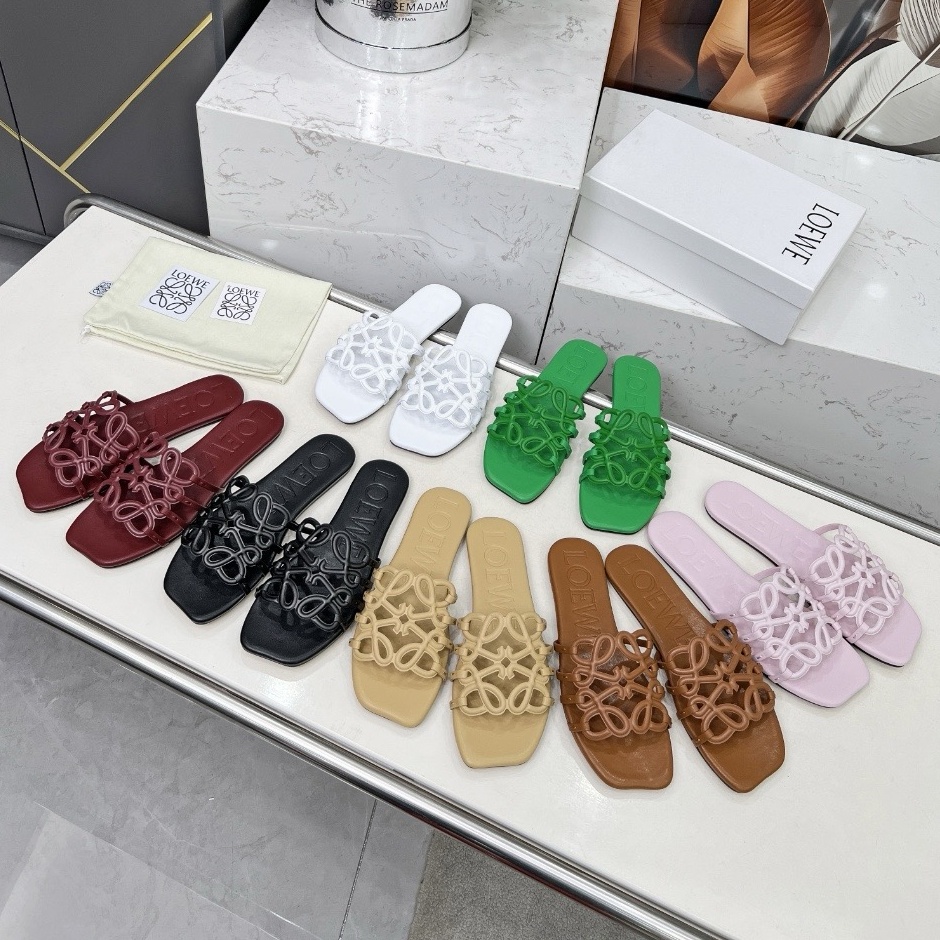 Loewe Shoes Hollow out women's slippers
