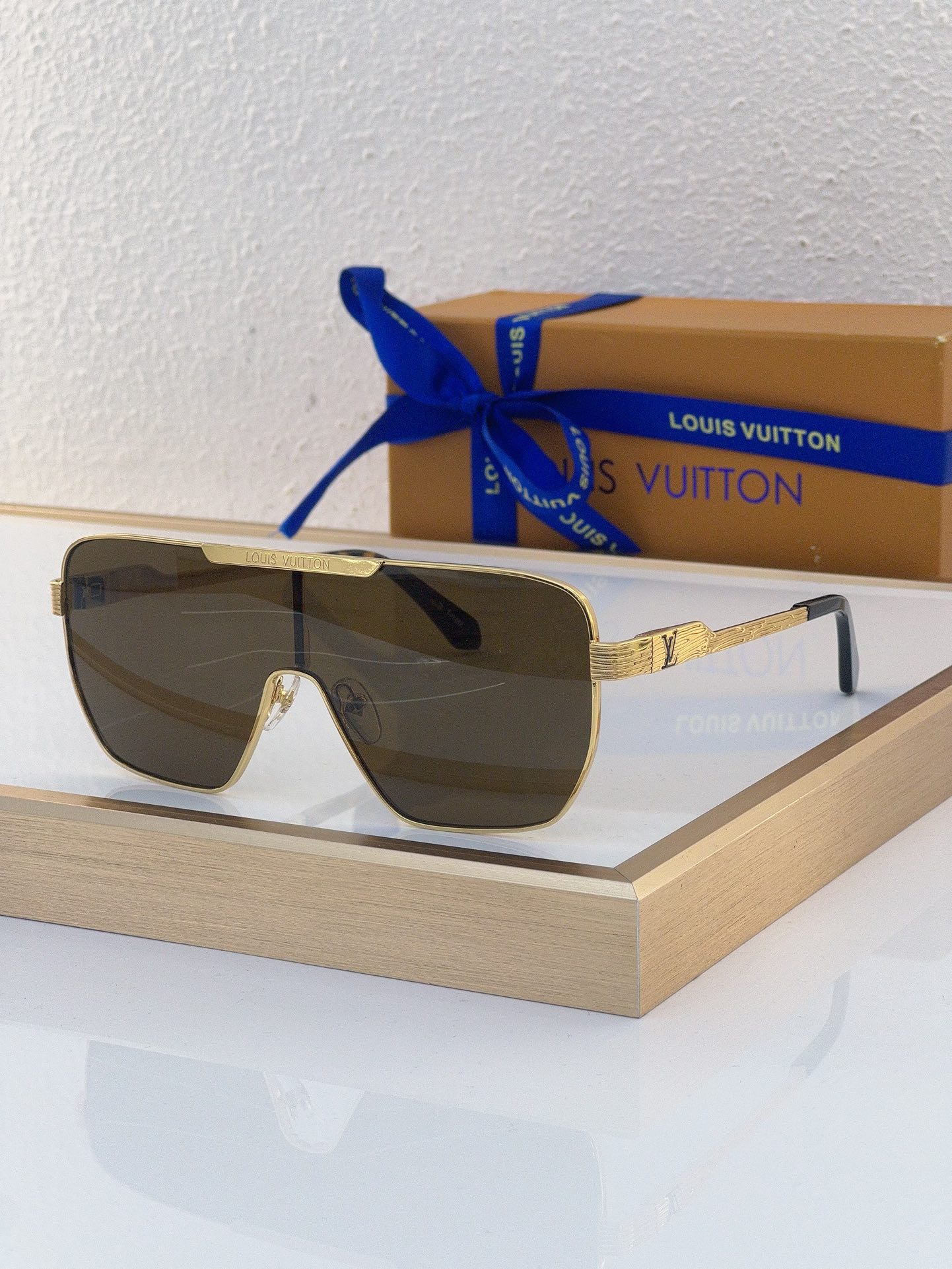 Louis Vuitton LV Sunglasses