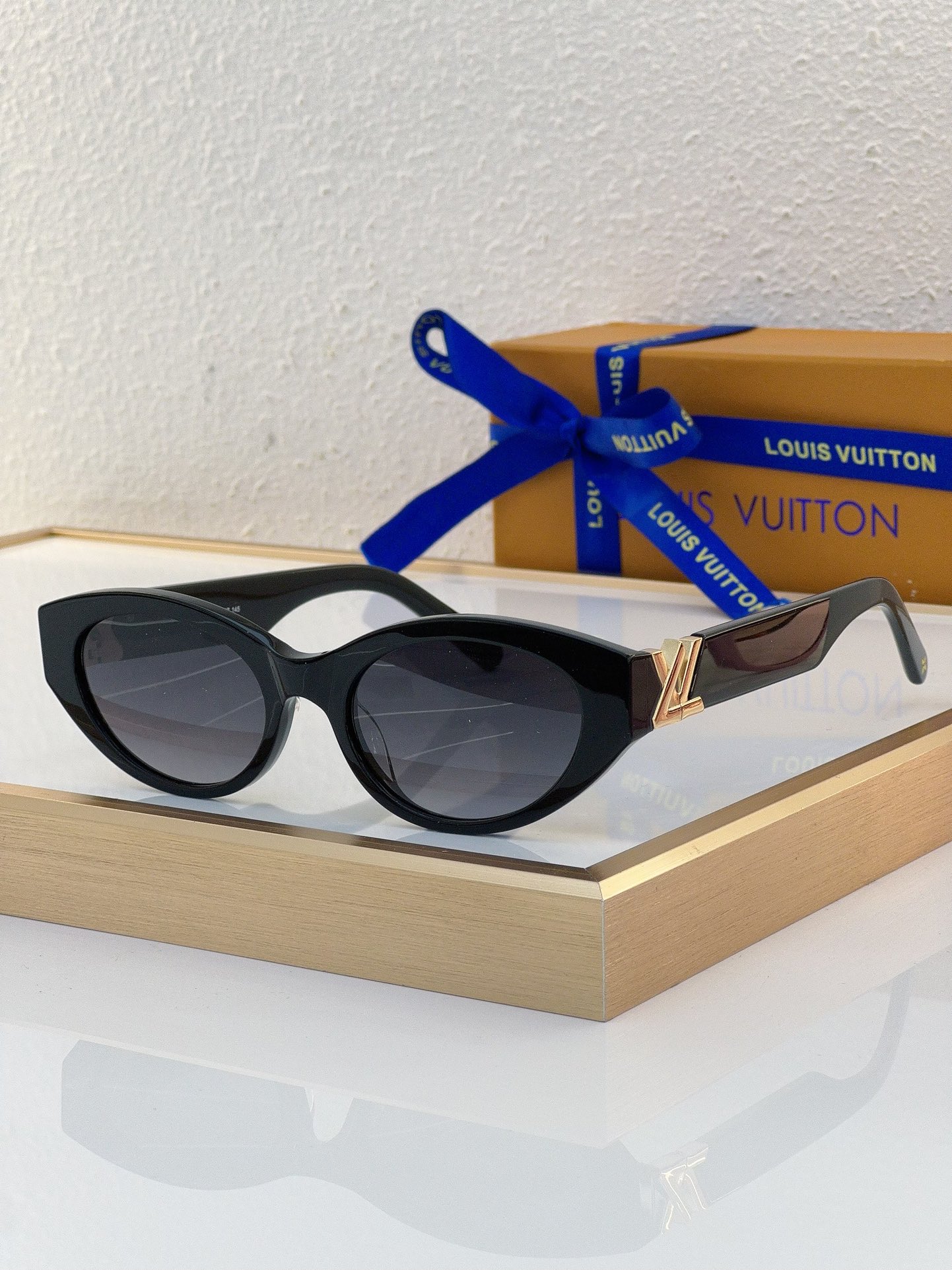 Louis Vuitton LV Sunglasses