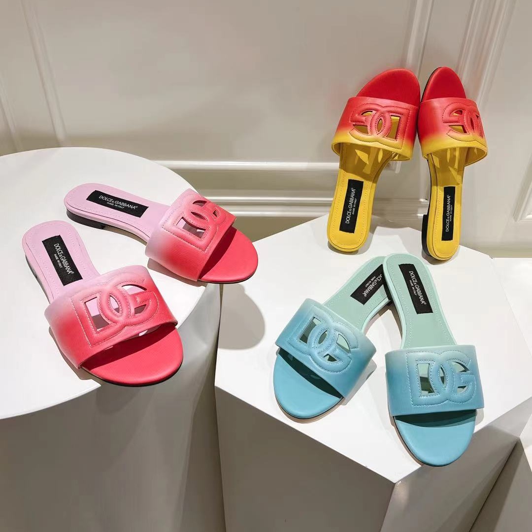 D&G Shoes ladies slippers