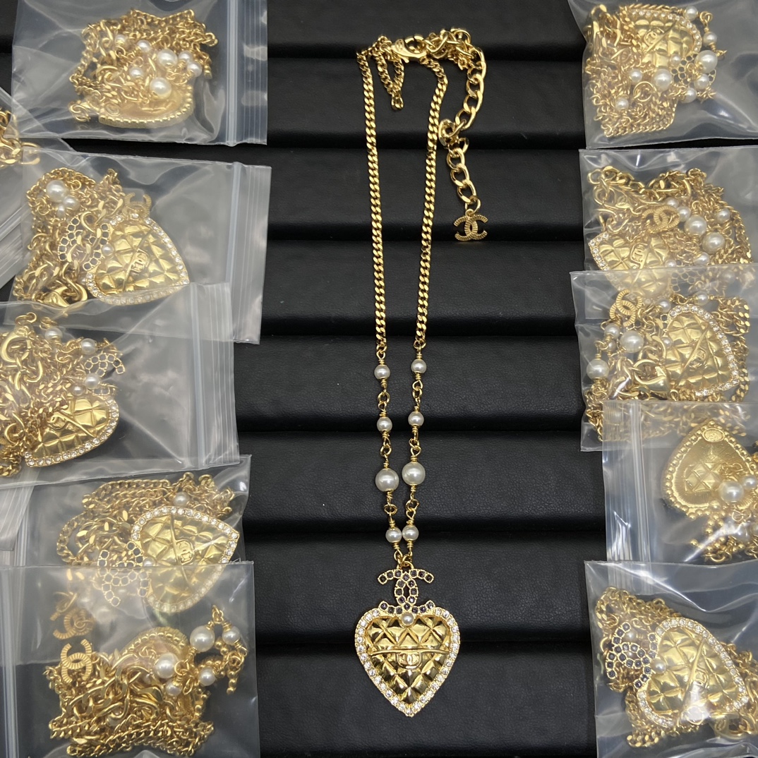 Chanel Necklace 031