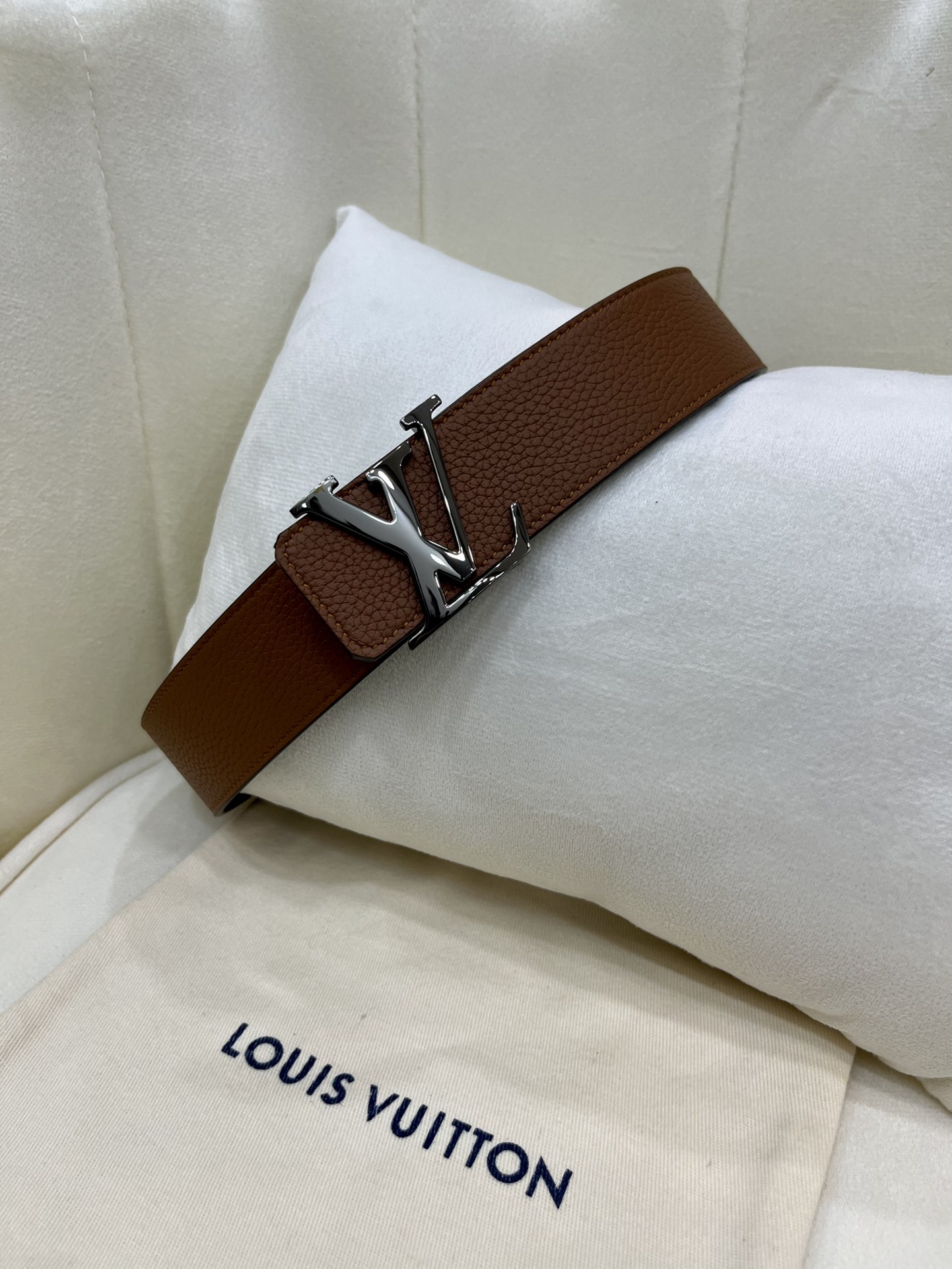 Louis Vuitton LV Leather Belts 1:1 Mirror Version