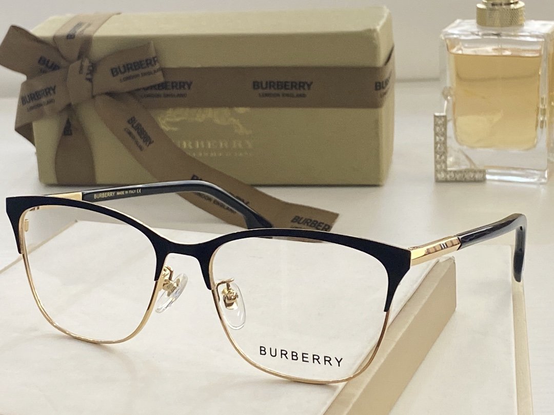 Burberry Sunglasses