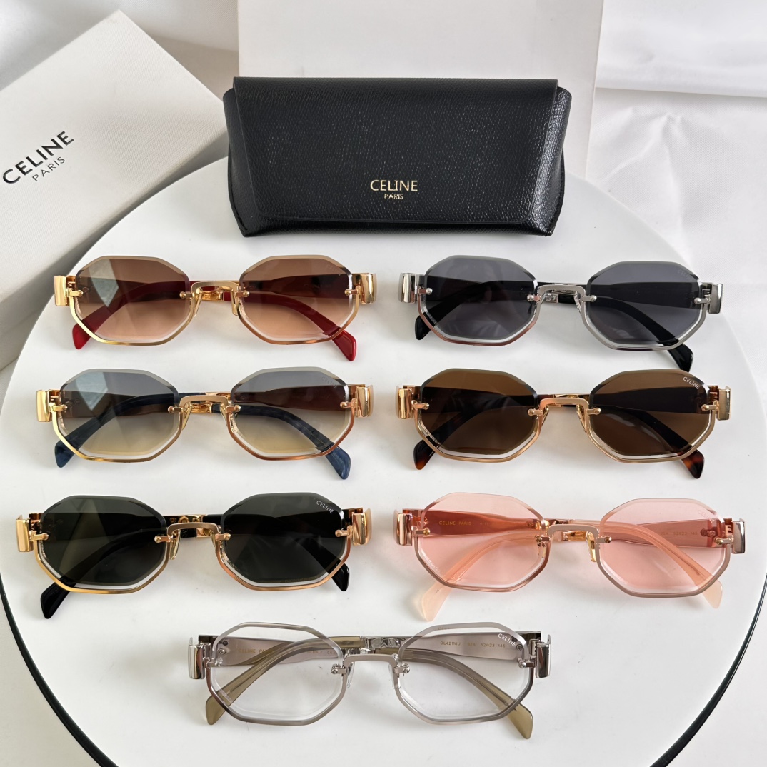 Celine Sunglasses CL42118U SM061