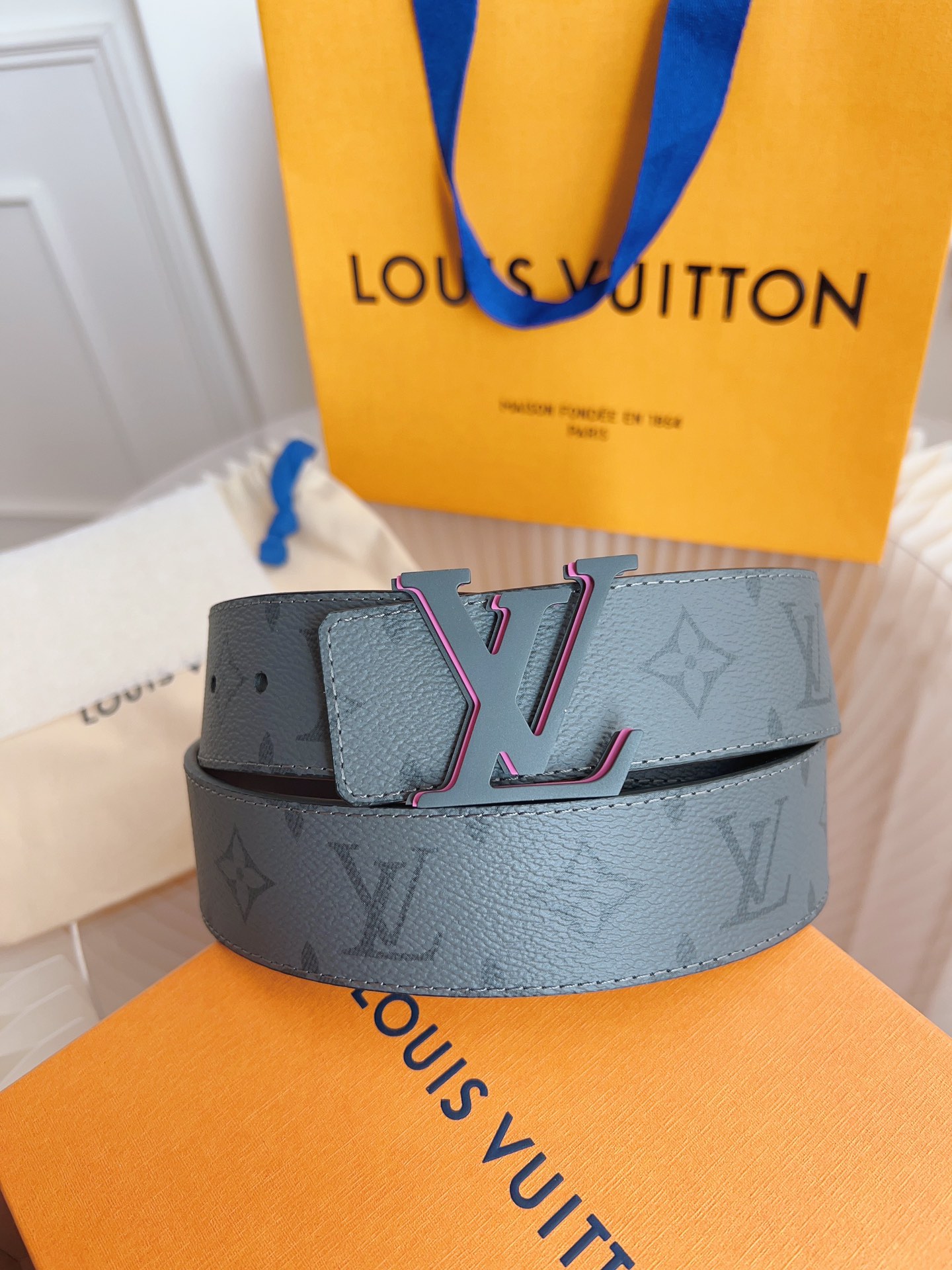 Louis Vuitton LV Leather Belts 1:1 Mirror Version
