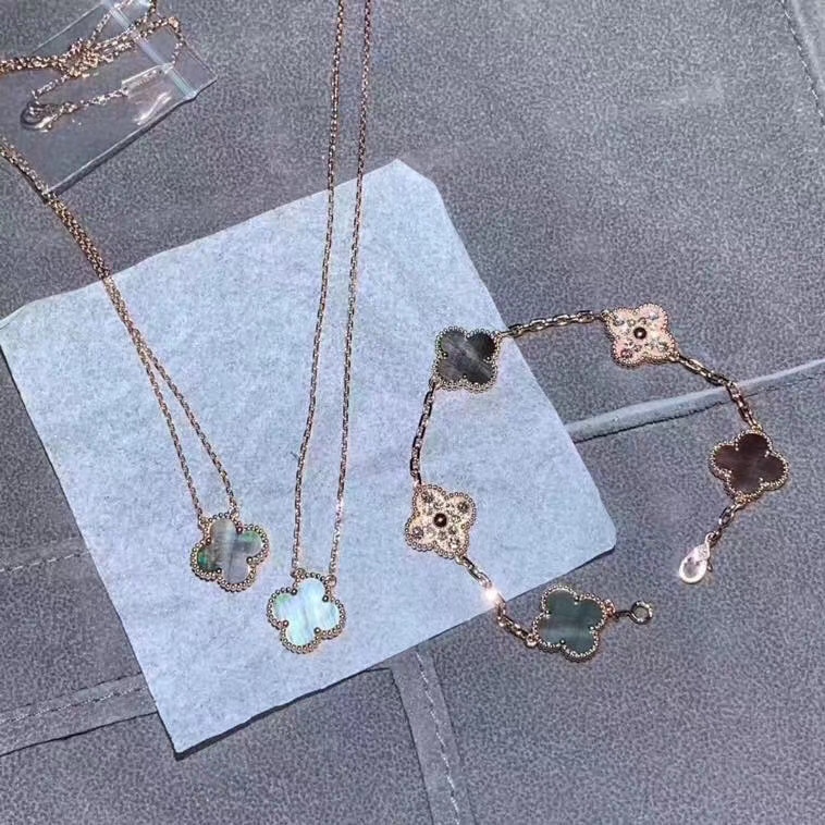 Van Cleef Vintage Alhambra Necklace Replica, Gray Clover