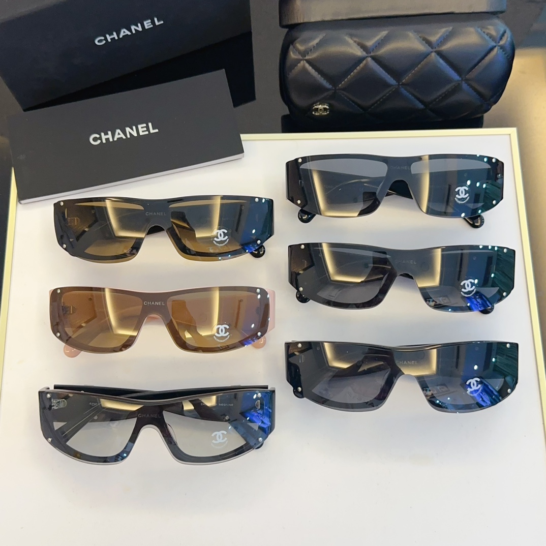 Chanel Sunglasses CH5072 SM061