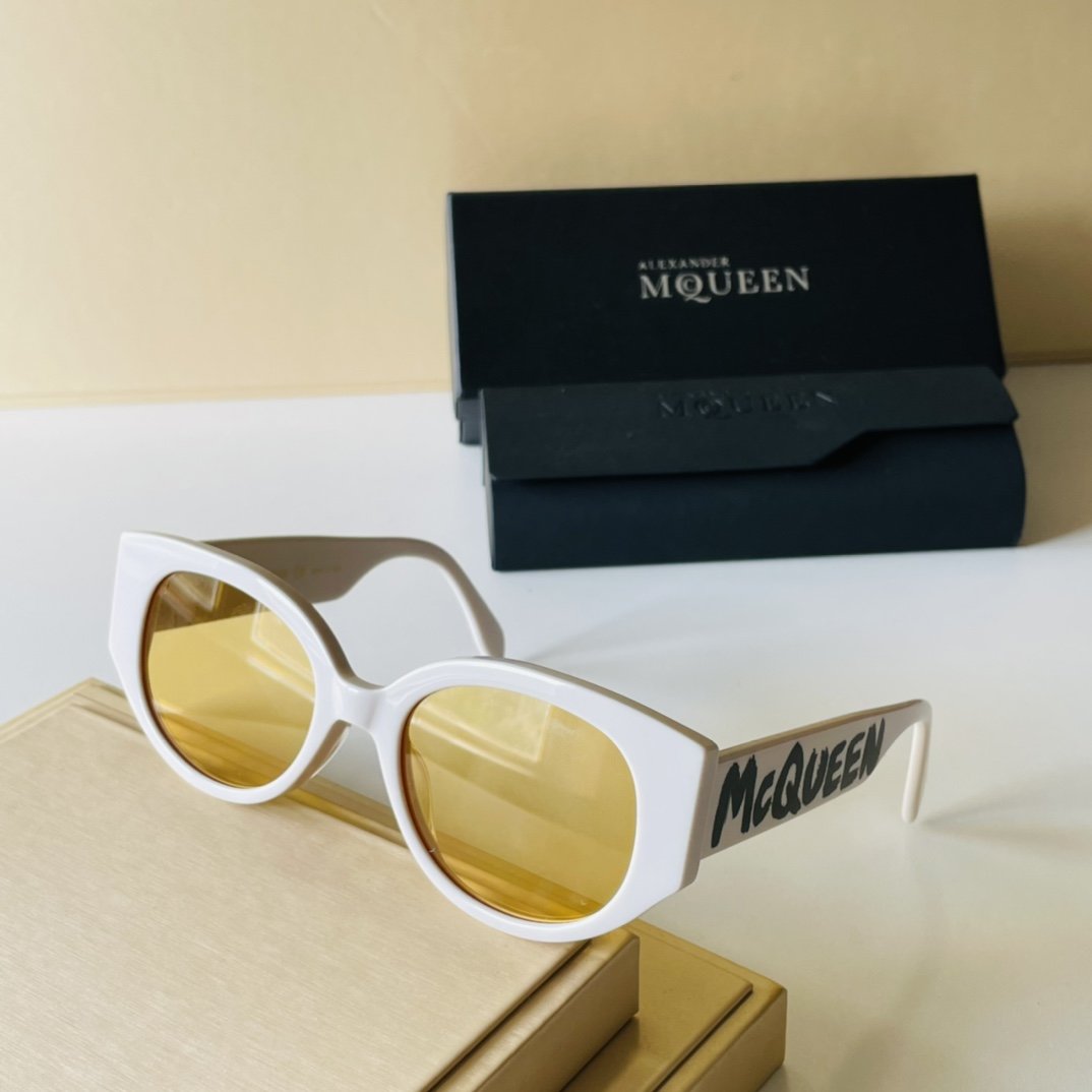 Alexander McQueen Sunglasses