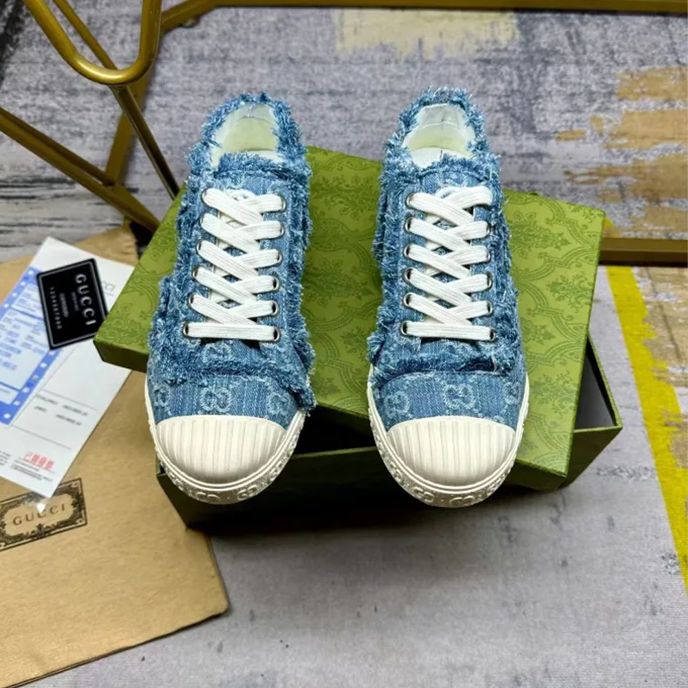 Gucci 030 Casual shoes HL002