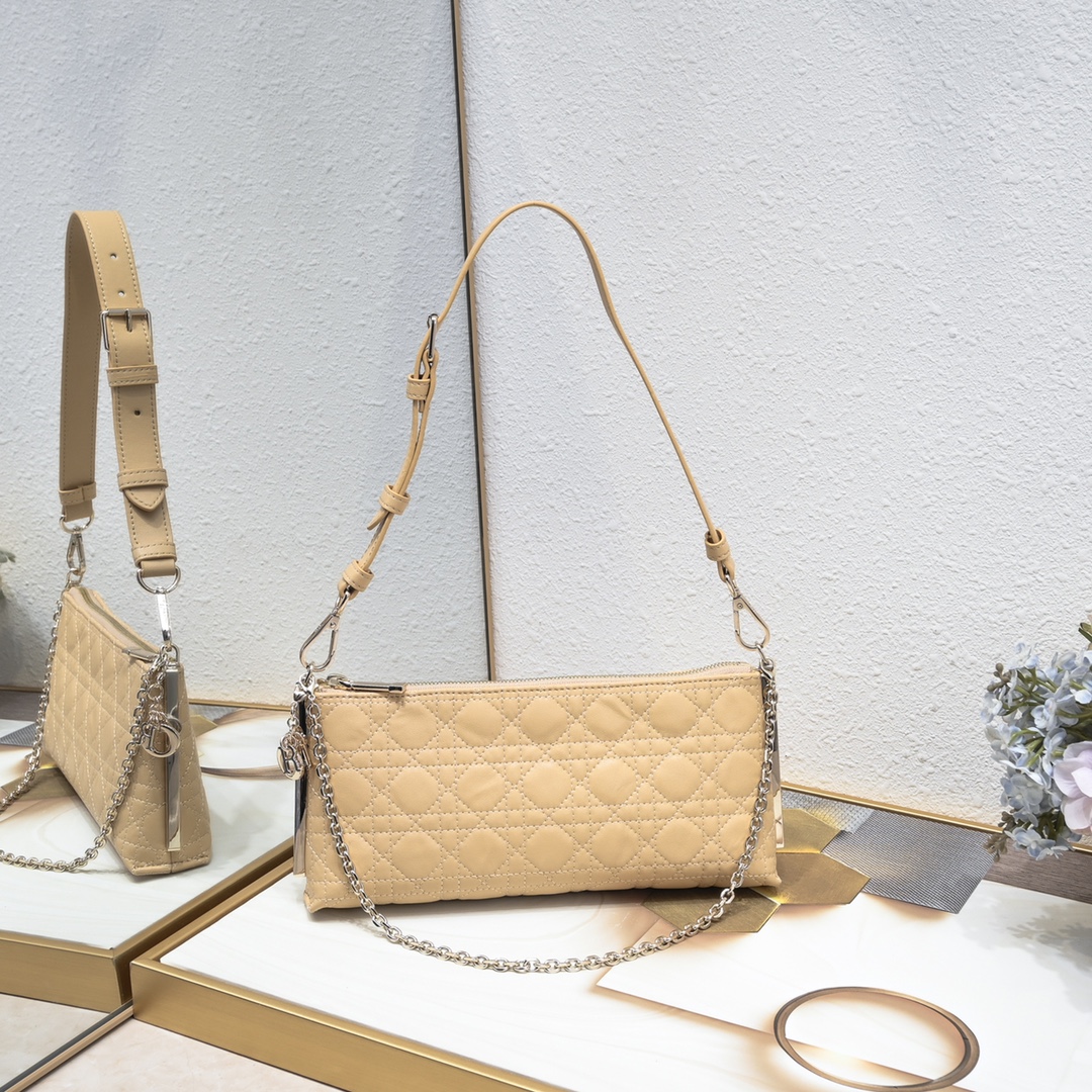 Dior Club Bag 7700 XB061 27cm