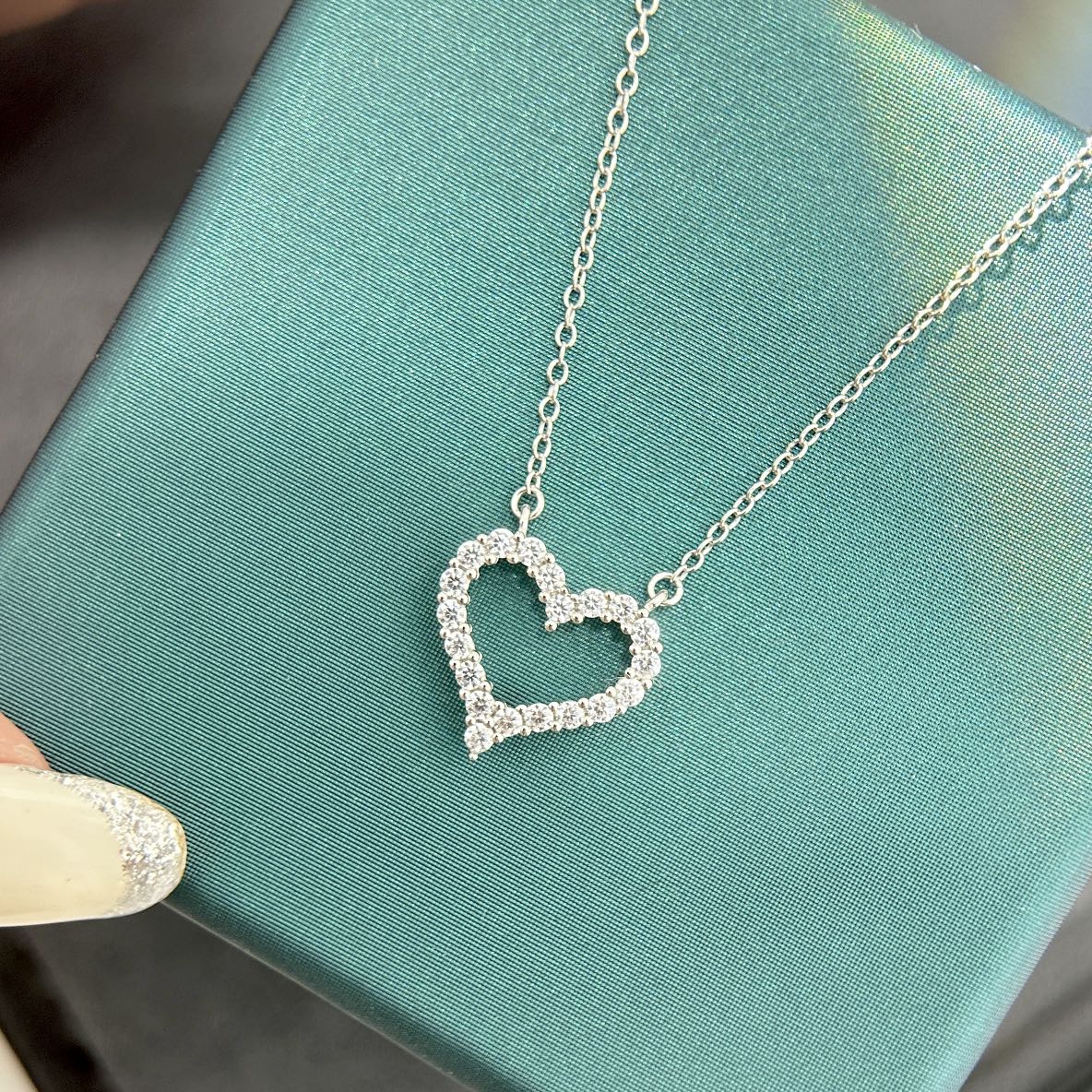 Tiffany & Co. Necklace 004