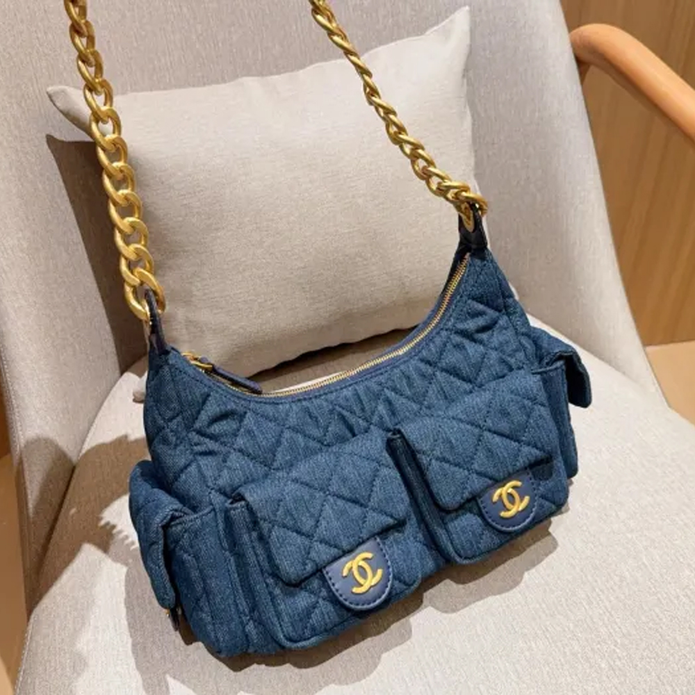 Chanel Jennie Hobo Bag 028 DB002 25cm