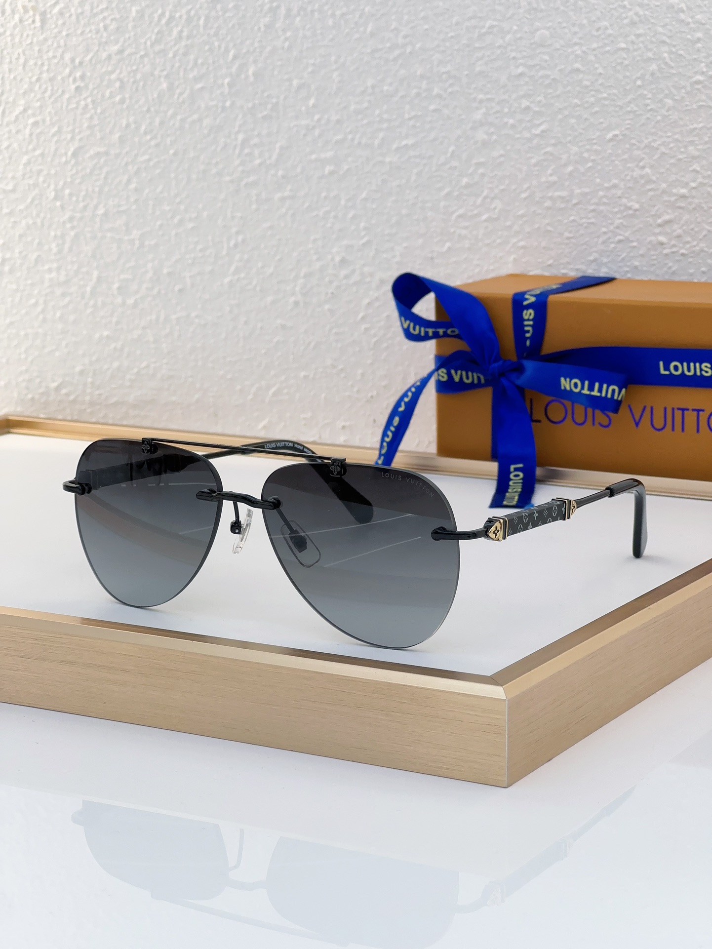 Louis Vuitton LV Sunglasses