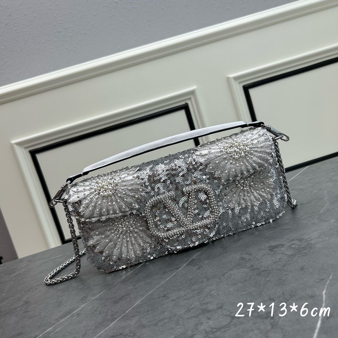 Valentino Garavani Mini Loco Crossbody bag 20240#