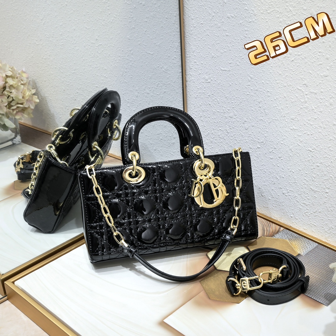 Medium Lady D-Joy bag Black patent leather CD0540 XB002 26cm