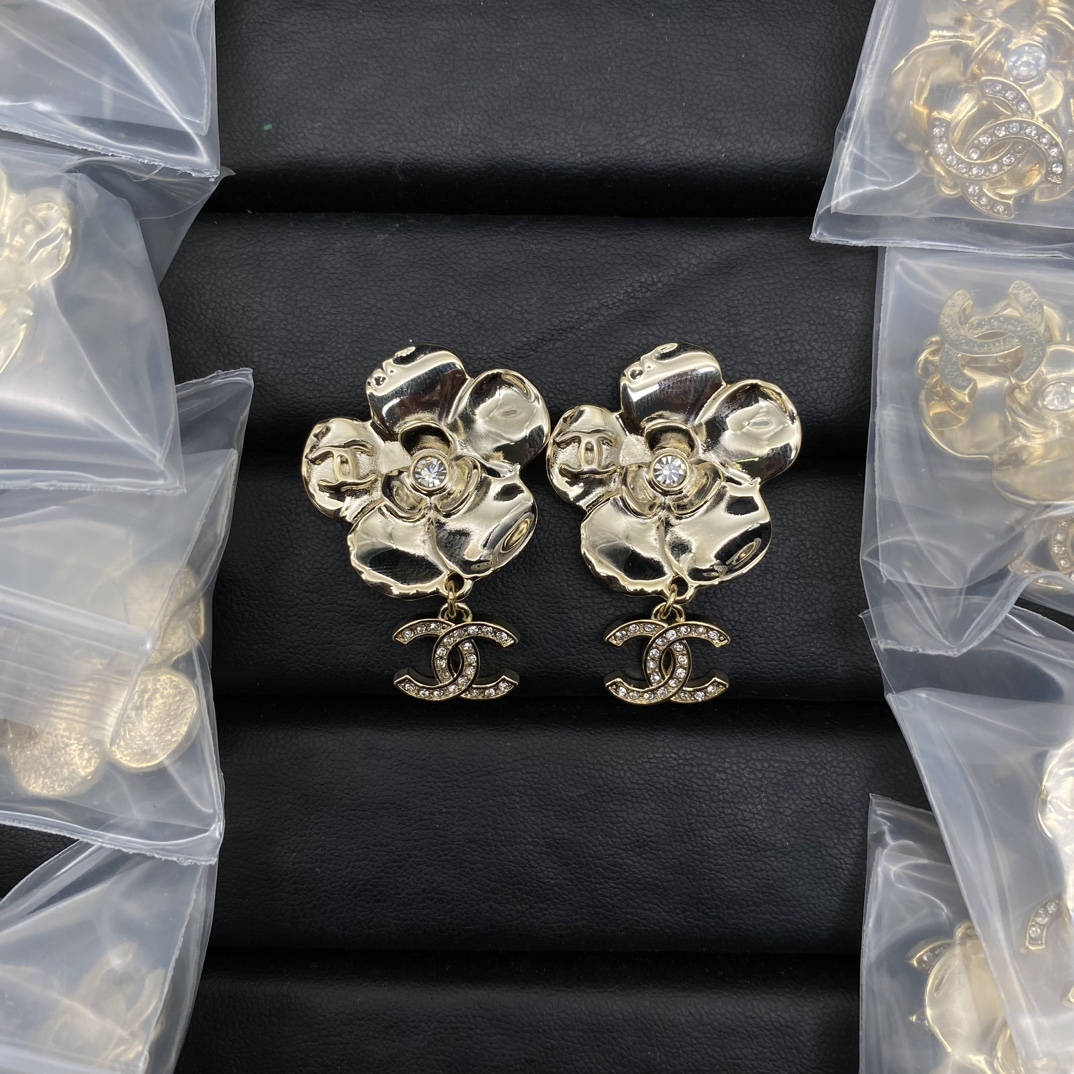 Chanel Earring 076