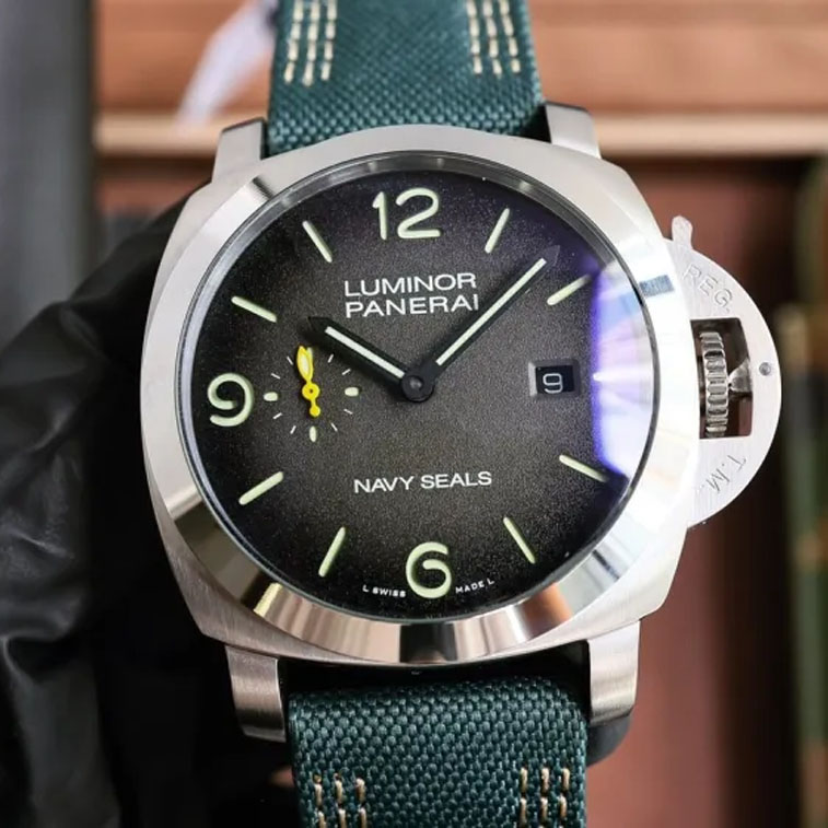 Panerai Watches 44mm