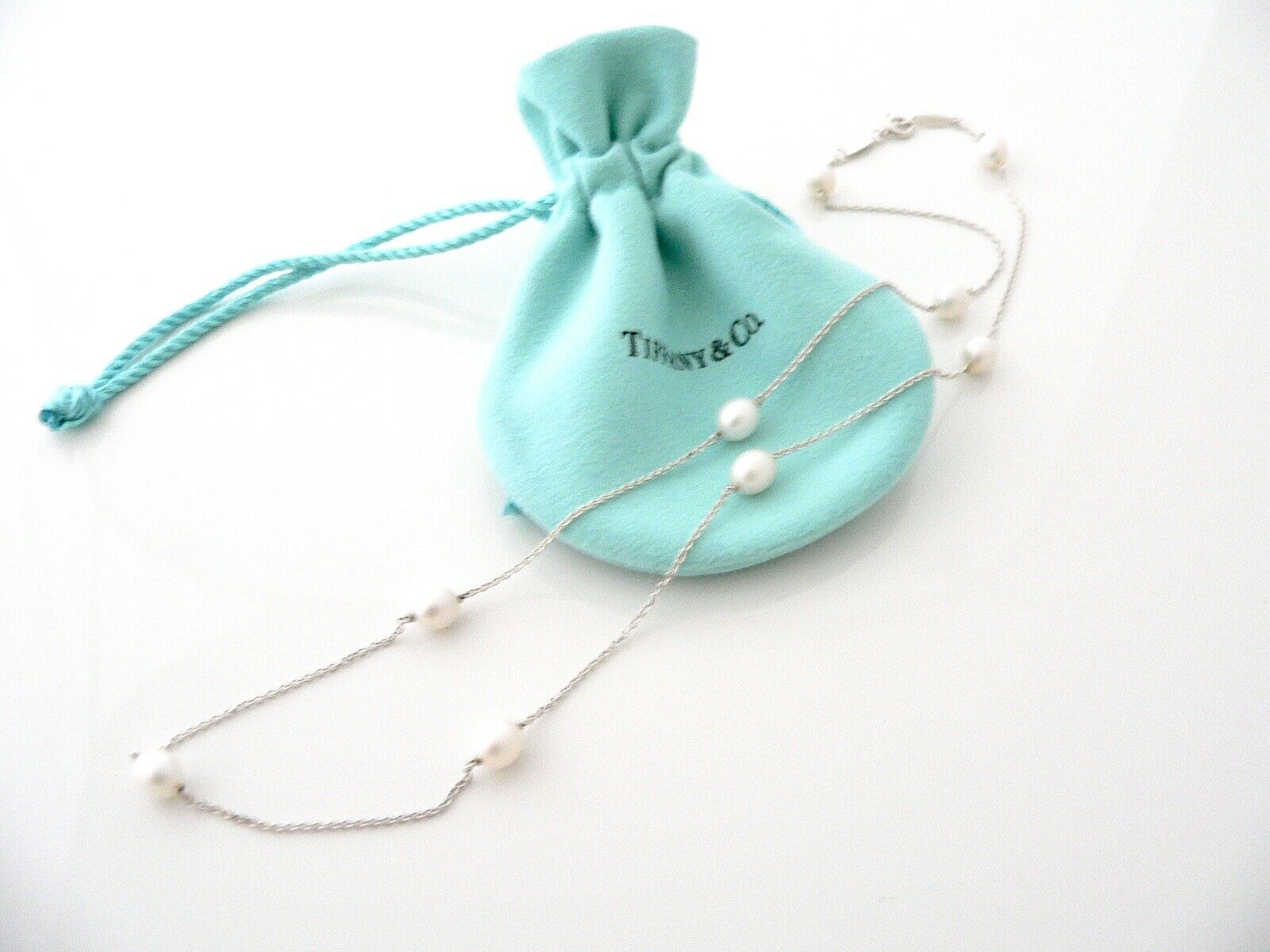 Tiffany & Co Pearl by the Yard Necklace Pendant Charm 19 In Chain Peretti Silver