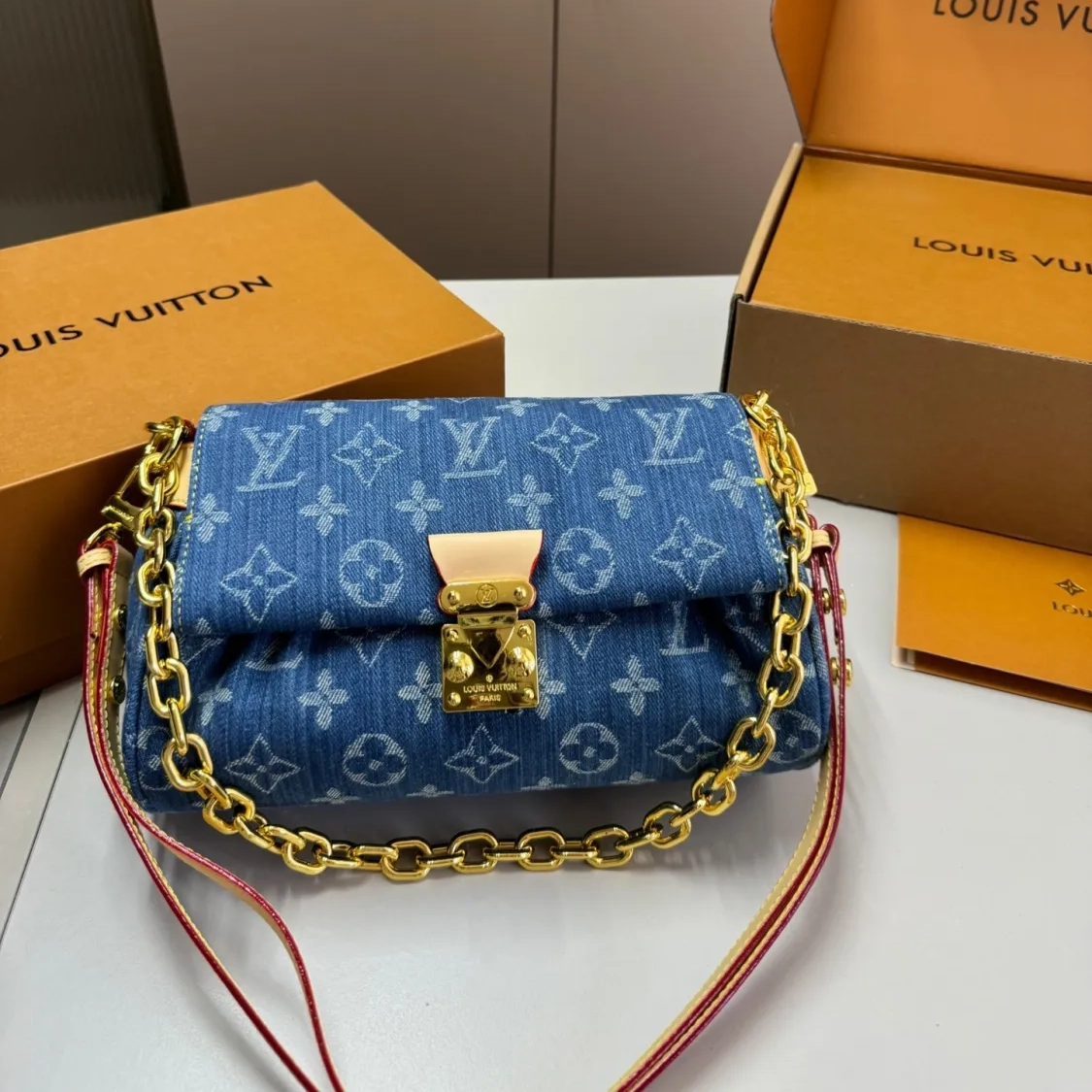 Louis Vuitton LV Denim Favorite Shoulder Bag Handbag (Replica)