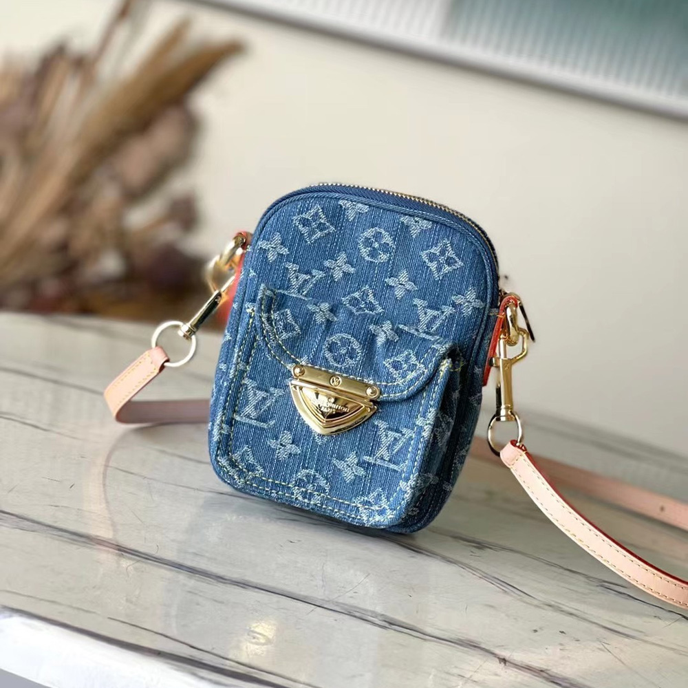 Louis Vuitton LV Zippered Shoulder Crossbody Bag M82948 Top quality(Replica)