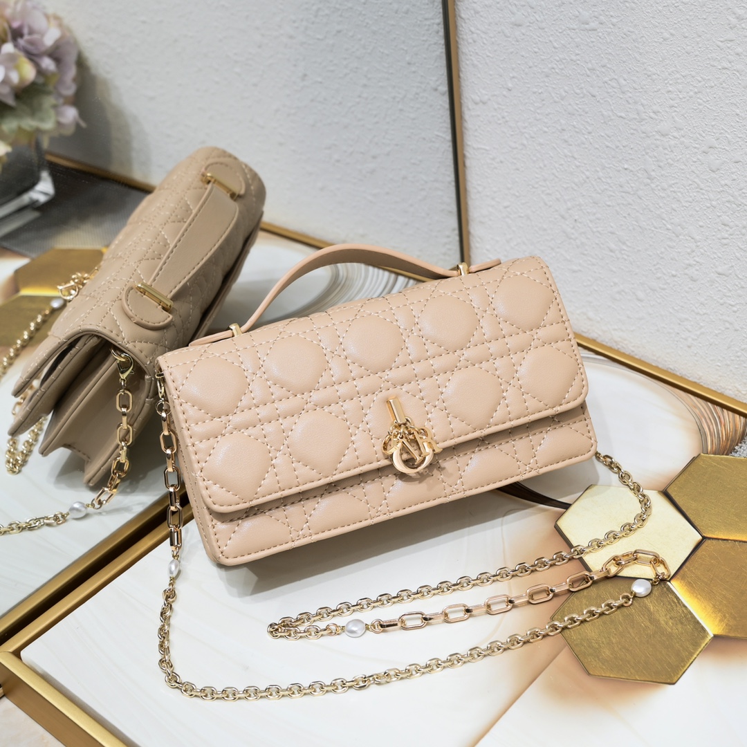 Miss Dior Mini Bag Pink sheep CD2023 XB071 21cm