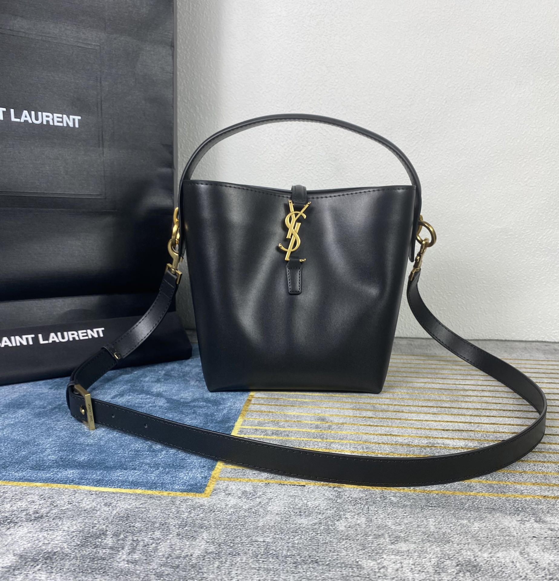 YSL LE 37 Small Bag 749036 LM091 20cm