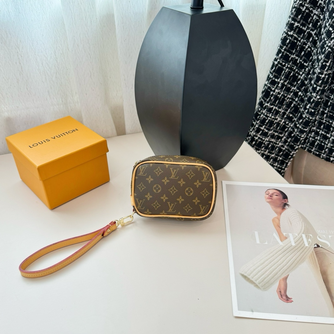 Louis Vuitton Micro Bag Leather Keychain Pendant Accessories