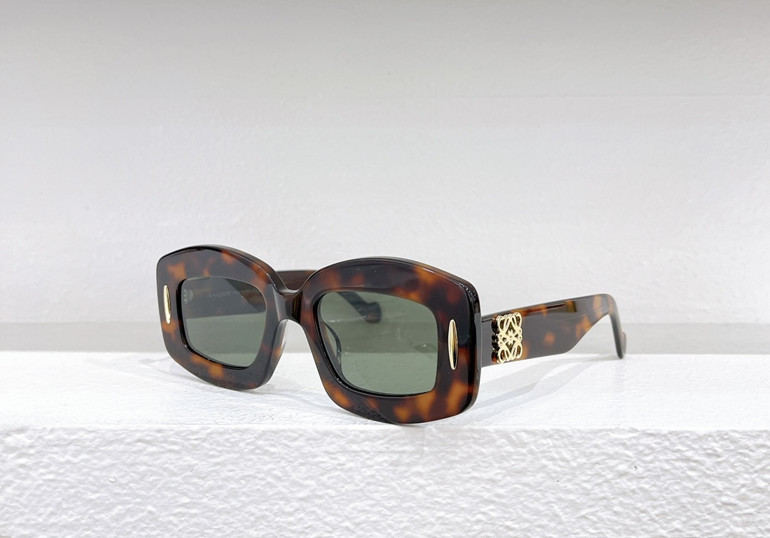 Loewe Sunglasses